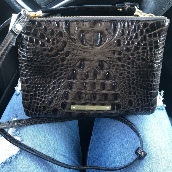 Brahmin Handbags - NWOT Brahmin Melbourne Crossbody Purse